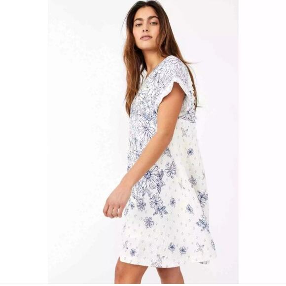 Free People | Pinwheel Oversized Floral Mini Dress Light Combo - Picture 1 of 16